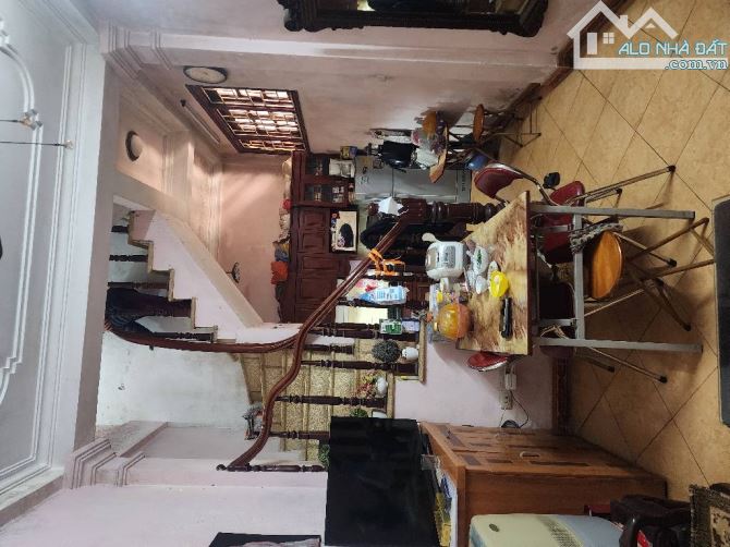 CỰC HIẾM - TRẦN QUỐC TOẢN - HOÀN KIẾM - 35M - 5 TẦNG - MẶT TIỀN 9M - 12.8 TỶ