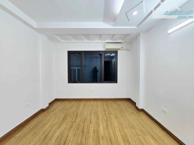 Hiếm!Nhà đẹp Pháo Đài Láng 48m² 5T 1TUM Nhỉnh 12tỷ.50m oto ở ngay.