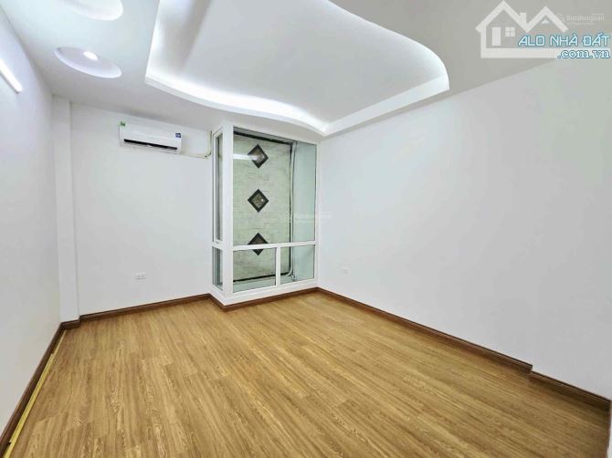 Hiếm!Nhà đẹp Pháo Đài Láng 48m² 5T 1TUM Nhỉnh 12tỷ.50m oto ở ngay.