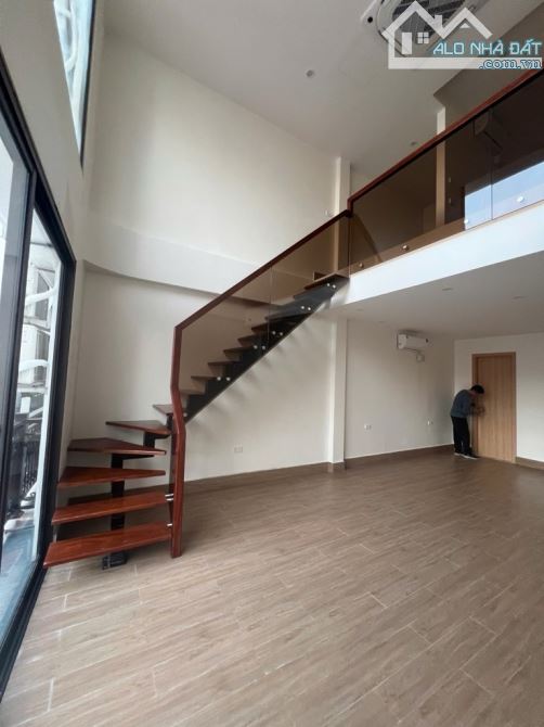 BÁN TOÀ CĂN HỘ XUÂN DIỆU – 50M2 - 7 TẦNG THANG MÁY – MẶT TIỀN KHỦNG – 3 BƯỚC RA HỒ TÂY