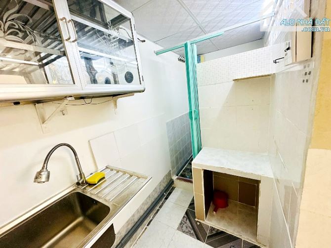 Cho thuê nhà 4m x 5m, 1 lầu hẻm xe hơi Nguyên Hồng, Bình Thạnh - 1