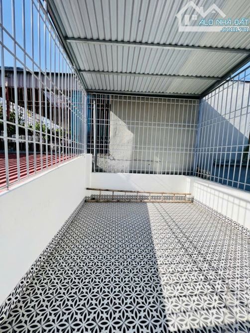 Nhà đẹp Đội Cấn 40m, 5 tầng ngõ thông kinh doanh – khu dân trí cao – hơn 10 tỷ