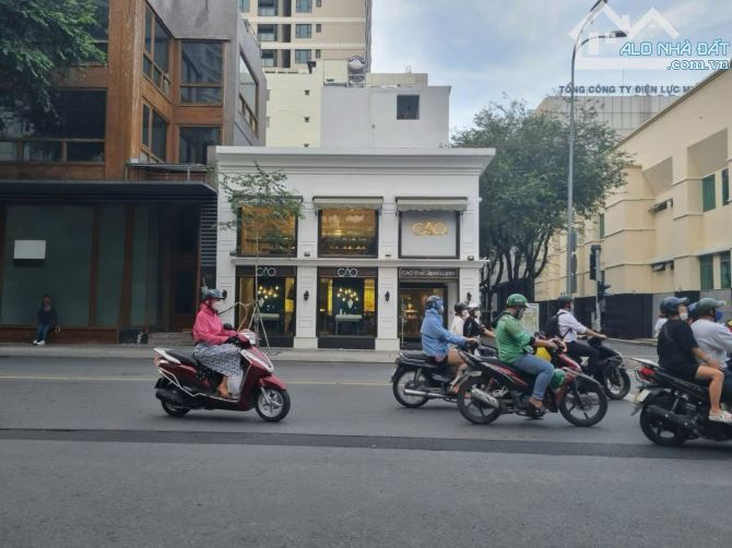 Góc 2MT Hai Bà Trưng – Cao Bá Quát, P. Bến Nghé, Quận 1 – Vị Trí Kim Cương! - 2