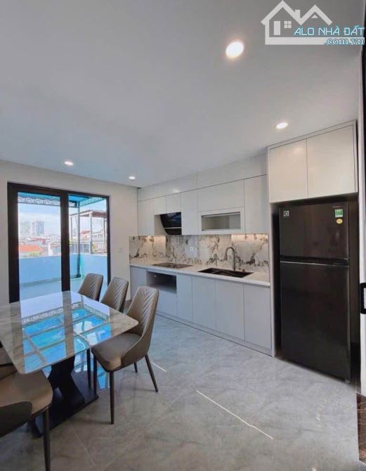 GẦN 10TỶ- VÕ CHÍ CÔNG/ TÂY HỒ - NHÀ MỚI 40M2- 6 TẦNG THANG MÁY - 10M RA Ô TÔ - MỚI TINH