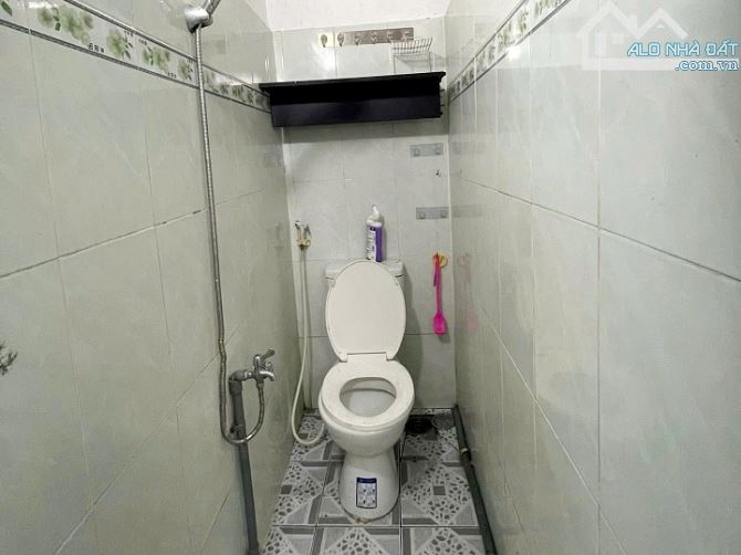 Cho thuê nhà 1 trệt 1 lầu hẻm Nguyễn Văn Đậu – Giá rẻ nhất khu - 2