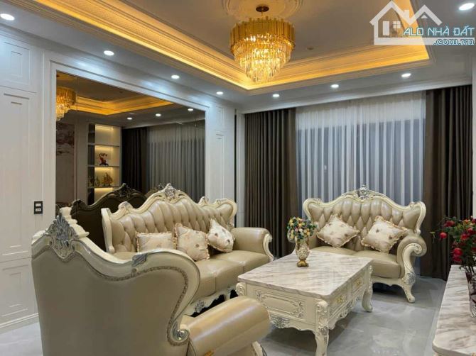 PHÂN LÔ TRẦN QUỐC HOÀN CẦU GIẤY 45M 7 TẦNG GARA THANG MÁY KINH DOANH GIÁ CHÀO BÁN 24.5 TỶ