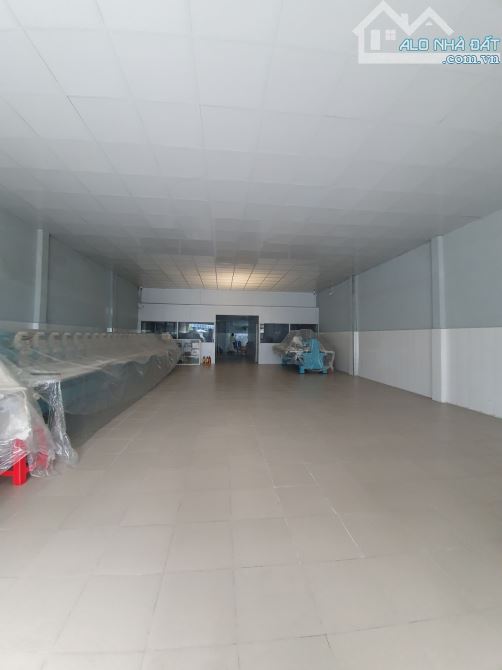 BÁN NHÀ MẶT TIỀN ĐƯỜNG 12M - HÓC MÔN GẦN CHỢ BÀ ĐIỂM - 🔥DT 225M2 - (9m*25m) - CHỈ 5.3 TỶ - 2