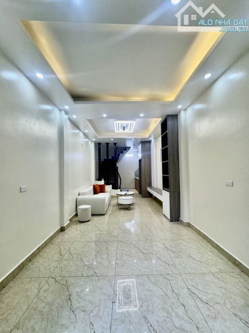 ÔTÔ ĐỖ CỔNG , 7.2 tỷ 35M2 6 TẦNG 4 PHÒNG NGỦ , ĐÔNG THIÊN LĨNH NAM