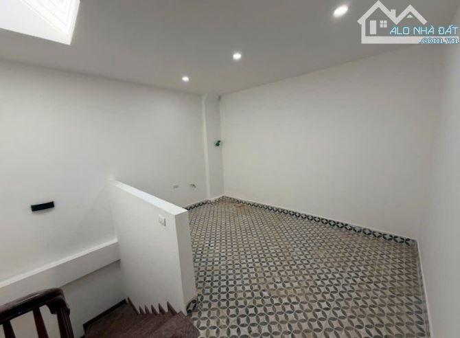 NHÀ MỚI PHỐ VÕ THỊ SÁU – 39.9M², 5 TẦNG ĐẸP, BA GÁC PHI ẦM ẦM – GIÁ 7.78 TỶ!