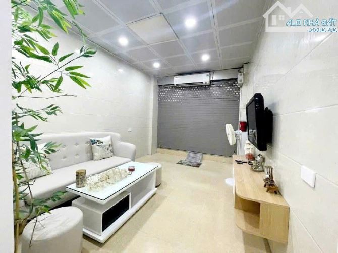 BÁN TẬP THỂ,TẦNG 1, MAI HƯƠNG,BÙI NGỌC DƯƠNG, HAI BÀTRƯNG 58M2 – 2PN. 2,98 TỶ