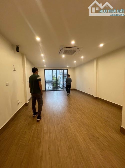 BÁN TOÀ CĂN HỘ XUÂN DIỆU – 50M2 - 7 TẦNG THANG MÁY – MẶT TIỀN KHỦNG – 3 BƯỚC RA HỒ TÂY