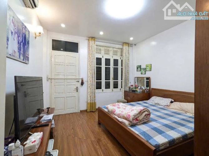 Bán nhà ngõ 158 Ngọc Hà 97m2 bán đất tặng nhà xây CCMN quá hợp lý 14.6 tỷ