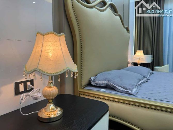 PHÂN LÔ TRẦN QUỐC HOÀN CẦU GIẤY 45M 7 TẦNG GARA THANG MÁY KINH DOANH GIÁ CHÀO BÁN 24.5 TỶ