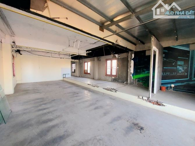 Cho thuê sàn KD 280M2, tòa 7T, thang máy, mặt phố Bạch Đằng, Hoàn Kiếm