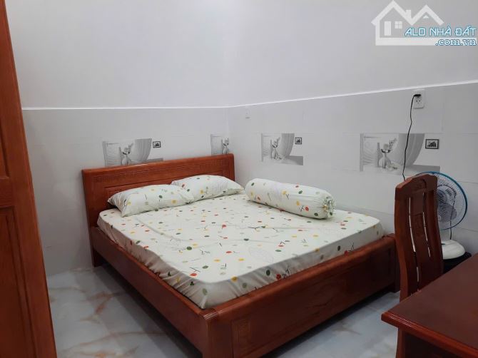 Nhà Ấp 1 Tân Bửu Bến Lức xây kiên cố Cách Nguyễn Hữu Trí 400m chỉ 1tỷ550tr - 10