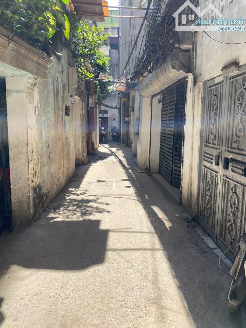 Chợ Khâm Thiên - 25 phòng - Dòng tiền 100tr/th - Gần chợ - Cách trường ĐH 5km