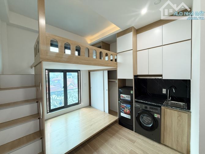 Bán gấp Tòa CHDV Ngã Tư Sở view Royal City 85m2*8T MT6.3m*22p doanh thu 150tr/th