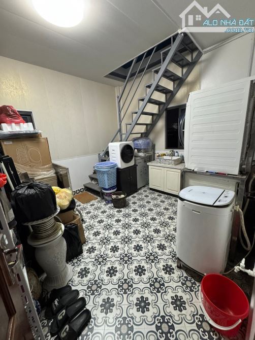 7 tầng thang máy lô góc 20m ra Phố Kim Ngưu, dãy chẵn Kdoanh, Spa, 58m2. Giá 20.5 tỷ