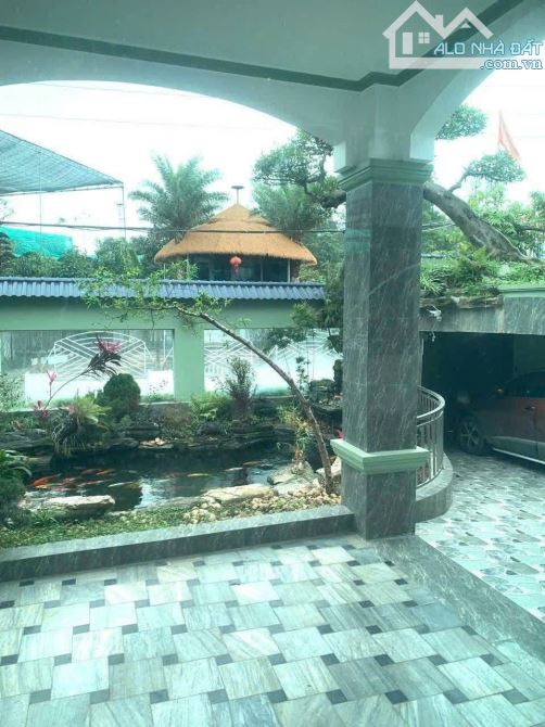 biệt thự DUY NHẤT tại HIỆP HÒA-BẮC NINH. nằm tại TT thị trấn, đẳng cấp 5 sao.gần 1000m2. - 2