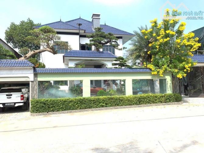 biệt thự DUY NHẤT tại HIỆP HÒA-BẮC NINH. nằm tại TT thị trấn, đẳng cấp 5 sao.gần 1000m2. - 4