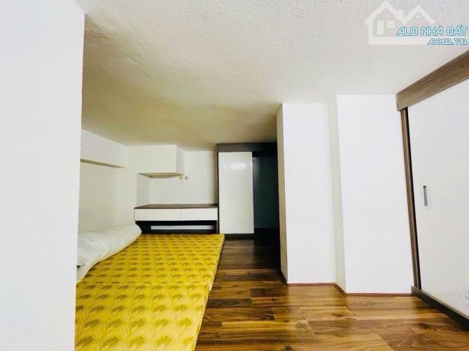 Chợ Khâm Thiên - 25 phòng - Dòng tiền 100tr/th - Gần chợ - Cách trường ĐH 5km