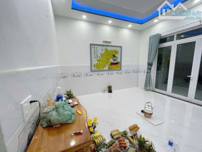 Nhà 236m2 Khu Phố 9 Thị trấn Bến Lức Long An mới xây kiên cố - 8