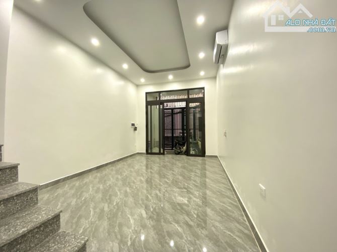 BÁN NHÀ TỨ LIÊN – TÂY HỒ - 65M2 - 5 TẦNG THANG MÁY - NHÀ MỚI - GẦN Ô TÔ - NHỈNH 14 TỶ