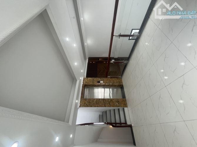 PHÂN LÔ TRUNG TÂM TÂY HỒ - 43M2 - 7 TẦNG - THANG MÁY - XÂY MỚI - GIÁ CHỈ HƠN 12 TỶ