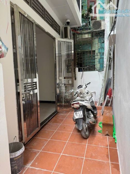 Láng - 8 phòng khép kín - Dòng tiền 45tr/tháng - Ngõ thông - Đầy đủ PCCC