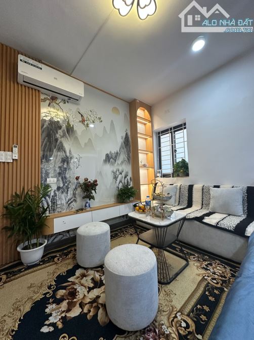 BÁN CĂN HỘ TẬP THỂ CỰC VIP – TẦNG 3 VĂN CHƯƠNG, ĐỐNG ĐA. 41M² – 2PN. 2,48 TỶ