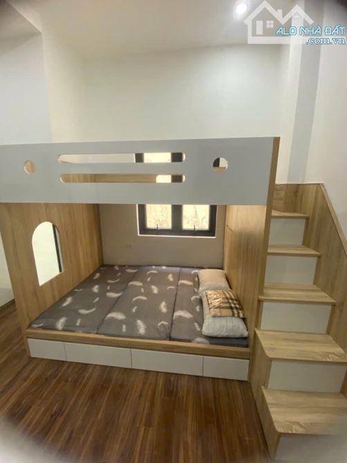 Láng - 8 phòng khép kín - Dòng tiền 45tr/tháng - Ngõ thông - Đầy đủ PCCC