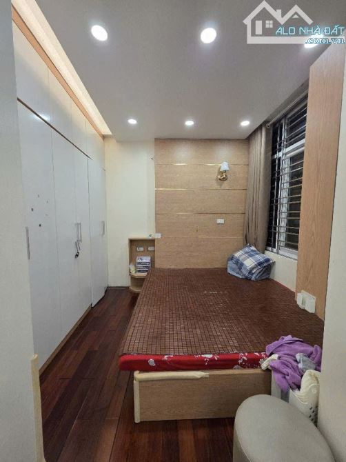 Bạch Mai 39,2m² – Nhà 5 tầng mới – Ngõ ba gác vào tận cửa – Chỉ 8,19 tỷ!