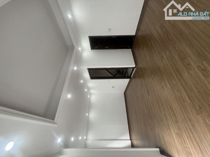 PHÂN LÔ TRUNG TÂM TÂY HỒ - 43M2 - 7 TẦNG - THANG MÁY - XÂY MỚI - GIÁ CHỈ HƠN 12 TỶ