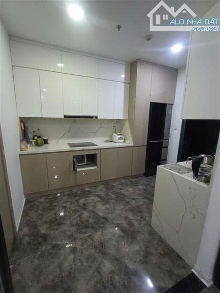 🏗️ CHÍNH CHỦ CẦN BÁN CHCC MẶT PHỐ XUÂN TẢO – LÔ GÓC 3 THOÁNG – DIỆN TÍCH LỚN – VIEW ĐẸP ( - 5