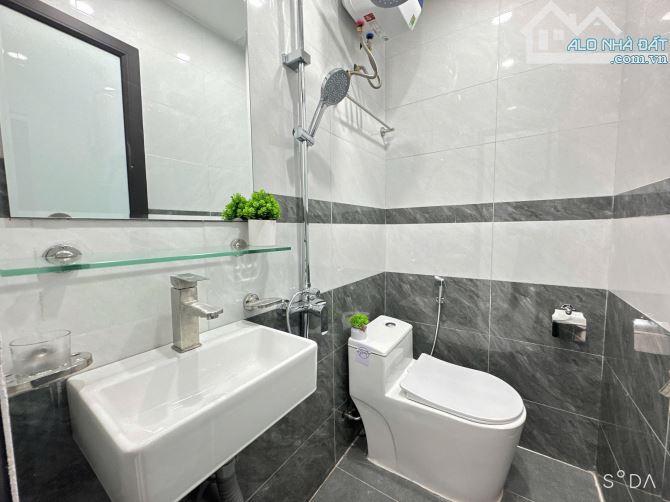 Bán Nhà Dòng Tiền CCMN Lương Khánh Thiện Lô Góc 6 Tầng 20 Phòng Khép Kín Full Đồ Mặt Tiền5