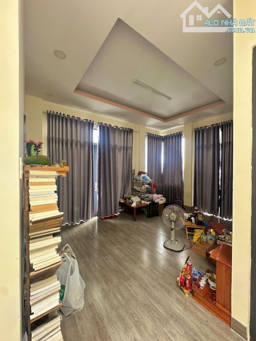 BÁN NHÀ 3 TẦNG KIÊN CỐ GẦN KĐT VĨNH ĐIỀM TRUNG – Tây Nha Trang/ Nhà Đẹp giá tốt 4,5 tỷ - 1