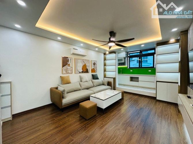 Bán tập thể Hồng Mai - Bạch Mai - Hai Bà Trưng - 3 phòng ngủ + Đầy đủ nội thất xịn