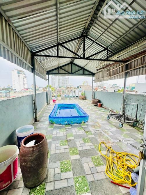 Giáp Bát, diện tích 69m, 6tầng . MT 3.8m. Giá 18,5tỷ Hoàng Mai