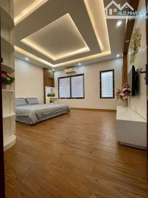 BÁN NHÀ PHỐ XUÂN THUỶ MẶT NGÕ THÔNG OTO KD SẦM UẤT DT58m2*5T DÂN XÂY. CHỈ 14.5 TỶ - 2