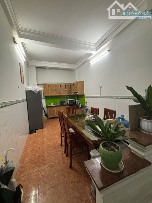 Mặt Phố Kinh Doanh,Ô Tô Tránh.Hàng Điếu, Hoàn Kiếm. Dt: 51m x 5 tầng. Giá nhỉnh 40 tỷ.