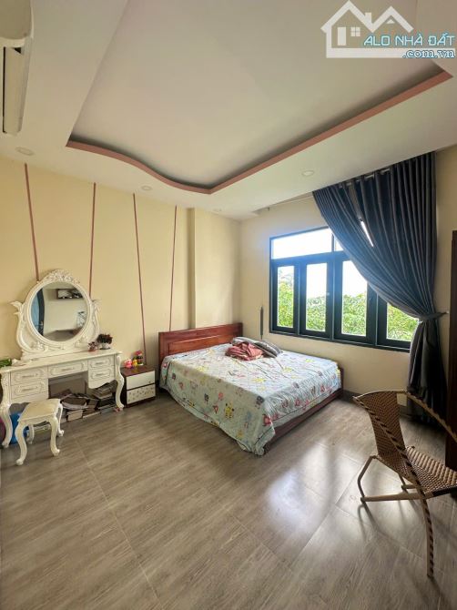 BÁN NHÀ 3 TẦNG KIÊN CỐ GẦN KĐT VĨNH ĐIỀM TRUNG – Tây Nha Trang/ Nhà Đẹp giá tốt 4,5 tỷ - 2