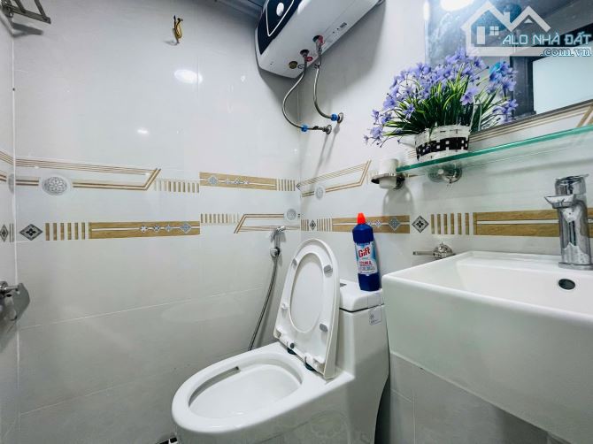 BÁN CĂN GÓC – TẬP THỂ TẦNG 2, TÒA E QUỲNH MAI, HAI BÀ TRƯNG. 52M² – 2PN. 3,08 TỶ