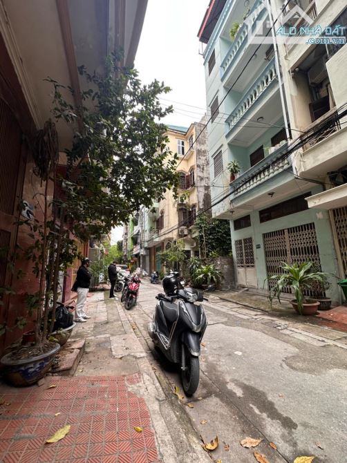 Bách Khoa_Hai Bà_Phân Lô_oto Tránh_Dt 37m_Cấp4_MT5m_Giá Chỉ 14.6 Tỷ