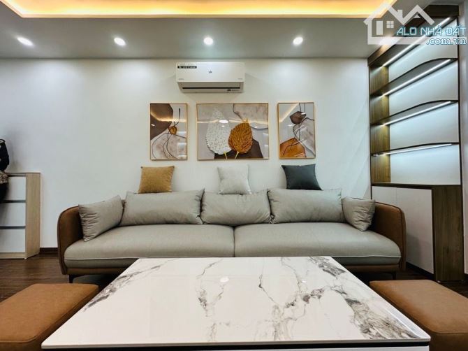 Bán tập thể Hồng Mai - Bạch Mai - Hai Bà Trưng - 3 phòng ngủ + Đầy đủ nội thất xịn