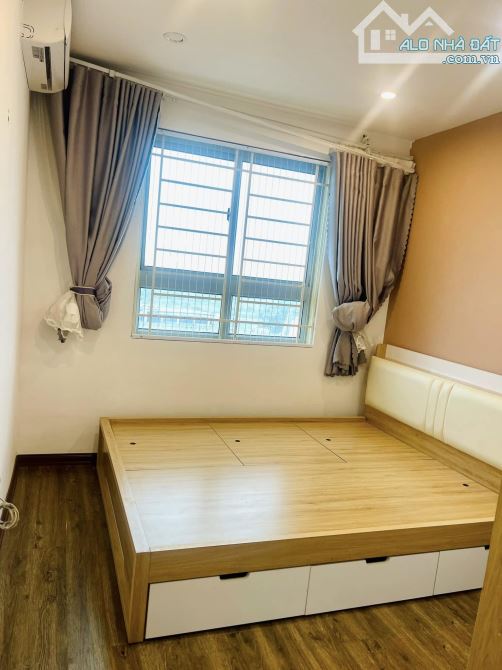 3,35 TỶ- Căn 66M View Hồ Tại KĐT HH Linh Đàm, Hoàng Mai 2 Ngủ 2wc, Nội Thất Đẹp Long Lanh.