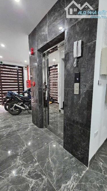 Xã Đàn - 10 phòng khép kín - Dòng tiền 60tr/tháng - Ngõ nông - Gần phố