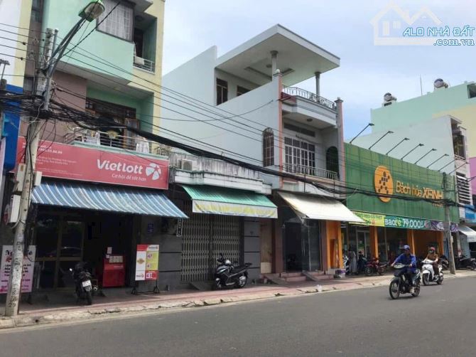 💝BÁN LÔ ĐẤT kèm NHÀ Cấp 4 KINH DOANH Ngay gần Chợ BÌNH TÂN - VĨNH NGUYÊN. Dt 97,5m ngag 5 - 2