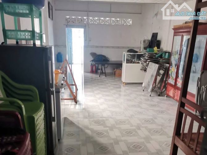 Cần bán gấp căn nhà ở Đ. Tân Hiệp 4 , Hóc Môn 117m2 , Sổ hồng riêng - Giá chỉ 1 tỉ 050TR - 4