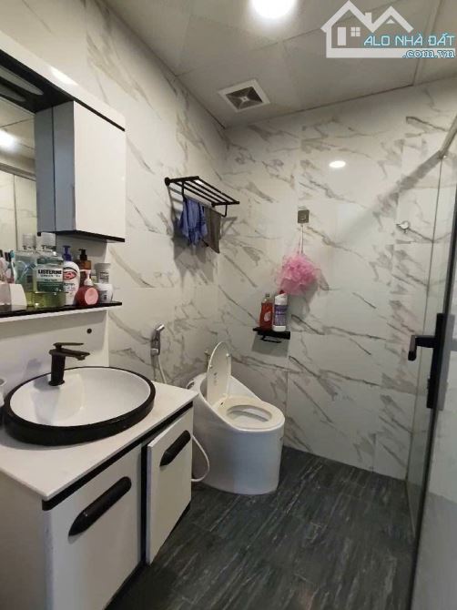 TÂY HỒ – NHÀ ĐẸP TỨ LIÊN – 5 TẦNG – NỘI THẤT ĐẦY ĐỦ – Ô TÔ SÁT NHÀ – KHU TÂY Ở NHIỀU.