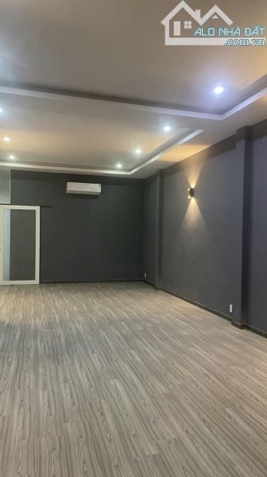 💝Bán Nhà 3 tầng mặt tiền đường Nguyễn Thị Minh Khai.Ngag 5m. Hiẹn dag có HD thuê - 4